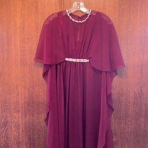 Vintage Elegant maroon dress, tag says 8, fits 6